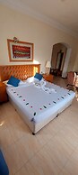 Sweet Rooms