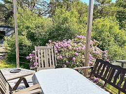2 Person Holiday Home in Ingaro