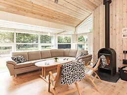 4 Star Holiday Home in Hals