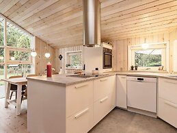 4 Star Holiday Home in Hals
