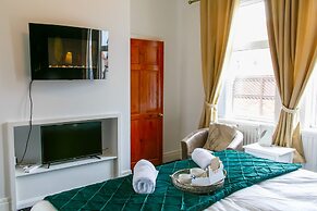 Mayfield Apartments