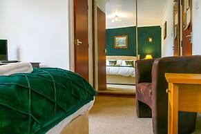 Mayfield Apartments