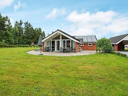 8 Person Holiday Home in Oksbol
