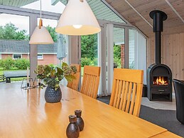 8 Person Holiday Home in Oksbol