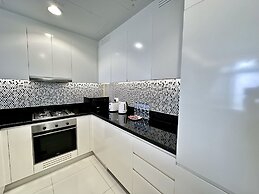 LuxBnB Paramount Midtown SeaView