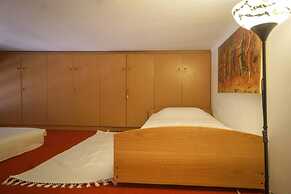 Violeta s Seaview Apartment in Rhodes