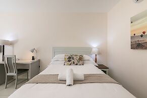 Emmarentia Guest house