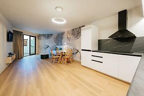 R2 Higos Beach Apartments