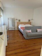 Botica Guesthouse