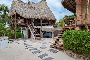 Casa Aakbal