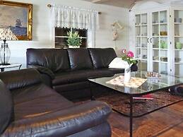 6 Person Holiday Home in Tysse