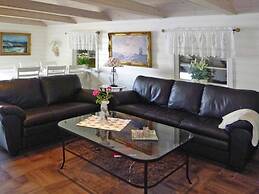 6 Person Holiday Home in Tysse