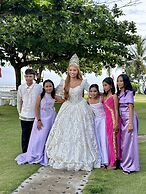 Emmalyn's Paradise Resort