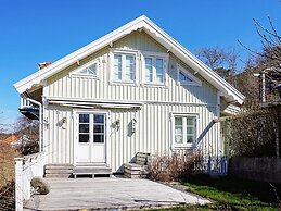 4 Star Holiday Home in Tanumshede