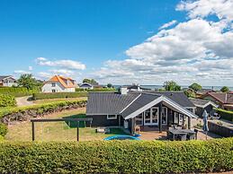 7 Person Holiday Home in Hejls