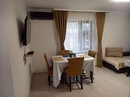 Guest House & Rooms Chris Toros