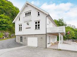 8 Person Holiday Home in Orskog