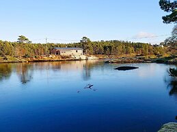 6 Person Holiday Home in Lindas