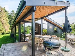 6 Person Holiday Home in Glesborg