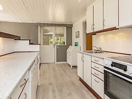 6 Person Holiday Home in Hojslev