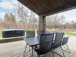 5 Star Holiday Home in Vaeggerlose