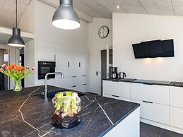 8 Person Holiday Home in Jerup-by Traum