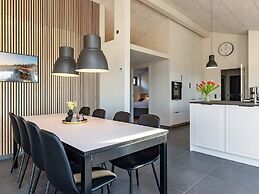 8 Person Holiday Home in Jerup-by Traum