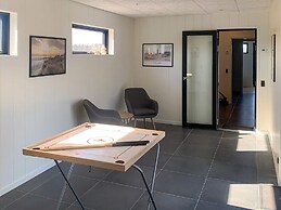 8 Person Holiday Home in Jerup-by Traum
