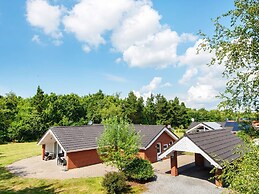 8 Person Holiday Home in Oksbol