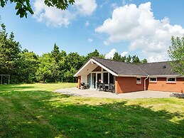 8 Person Holiday Home in Oksbol