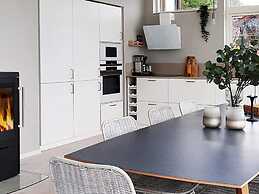Stylish Seaside Villa on Ven-by Traum