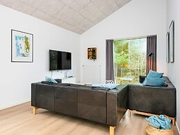 5 Star Holiday Home in Romo