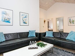 5 Star Holiday Home in Romo