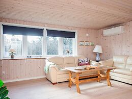 7 Person Holiday Home in Ulfborg