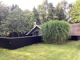 6 Person Holiday Home in Vaeggerlose