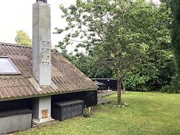 6 Person Holiday Home in Vaeggerlose