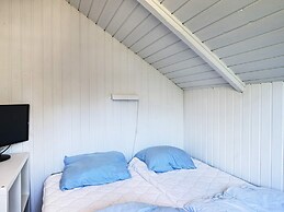 6 Person Holiday Home in Vaeggerlose