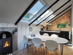 6 Person Holiday Home in Vaeggerlose