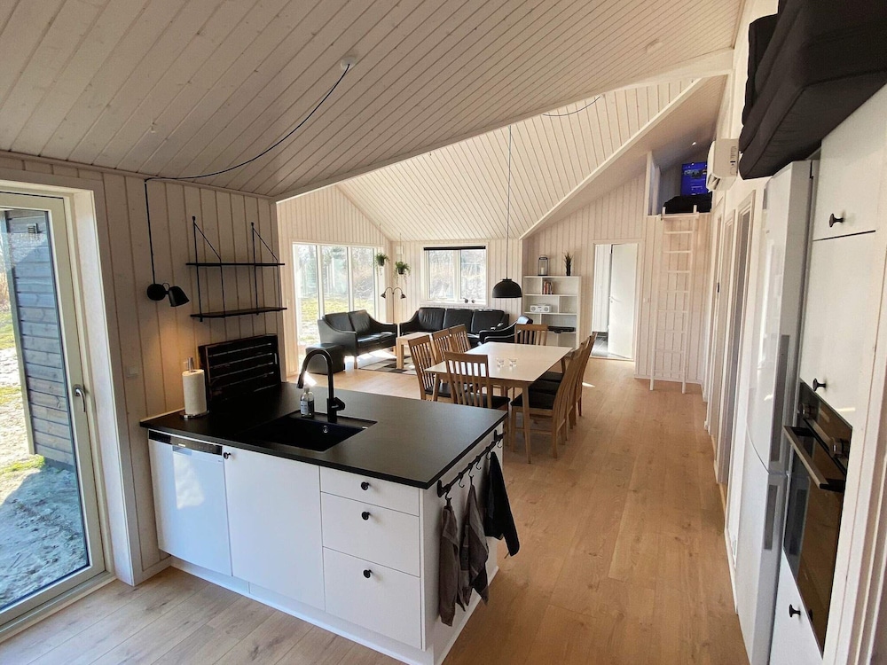 8 Person Holiday Home in Vaeggerlose