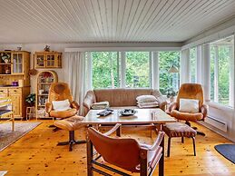 6 Person Holiday Home in Gorlev