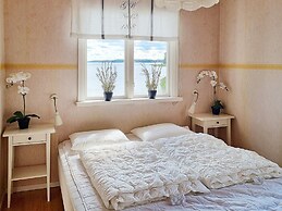 6 Person Holiday Home in Saffle