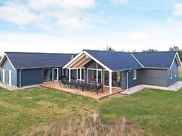 5 Star Holiday Home in Jerup