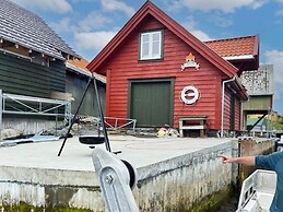 6 Person Holiday Home in Hernar