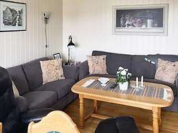 6 Person Holiday Home in Hernar