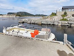 4 Star Holiday Home in Korssund
