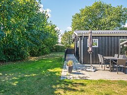 Renovated Retreat in Hejlsminde-by Traum