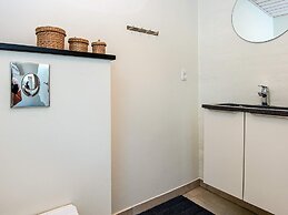 Renovated Retreat in Hejlsminde-by Traum