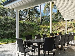 5 Star Holiday Home in Vaeggerlose