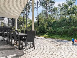 5 Star Holiday Home in Vaeggerlose