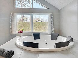 5 Star Holiday Home in Vaeggerlose